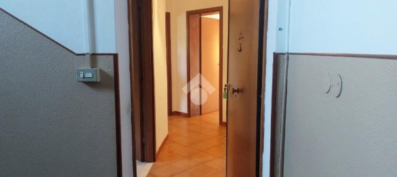 Квартира с 2 комнатами в Феррара, Италия № 274271 13