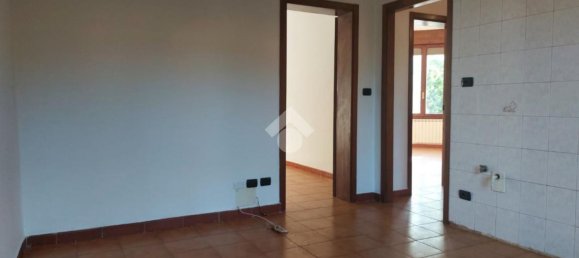 Квартира с 2 комнатами в Феррара, Италия № 274271 12