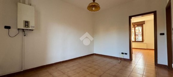 Квартира с 2 комнатами в Феррара, Италия № 274271 8