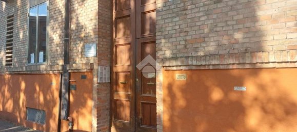 Квартира с 2 комнатами в Феррара, Италия № 274271 25