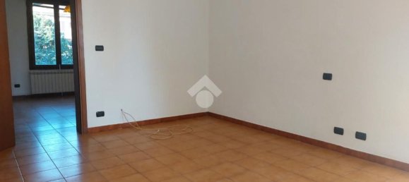 Квартира с 2 комнатами в Феррара, Италия № 274271 19