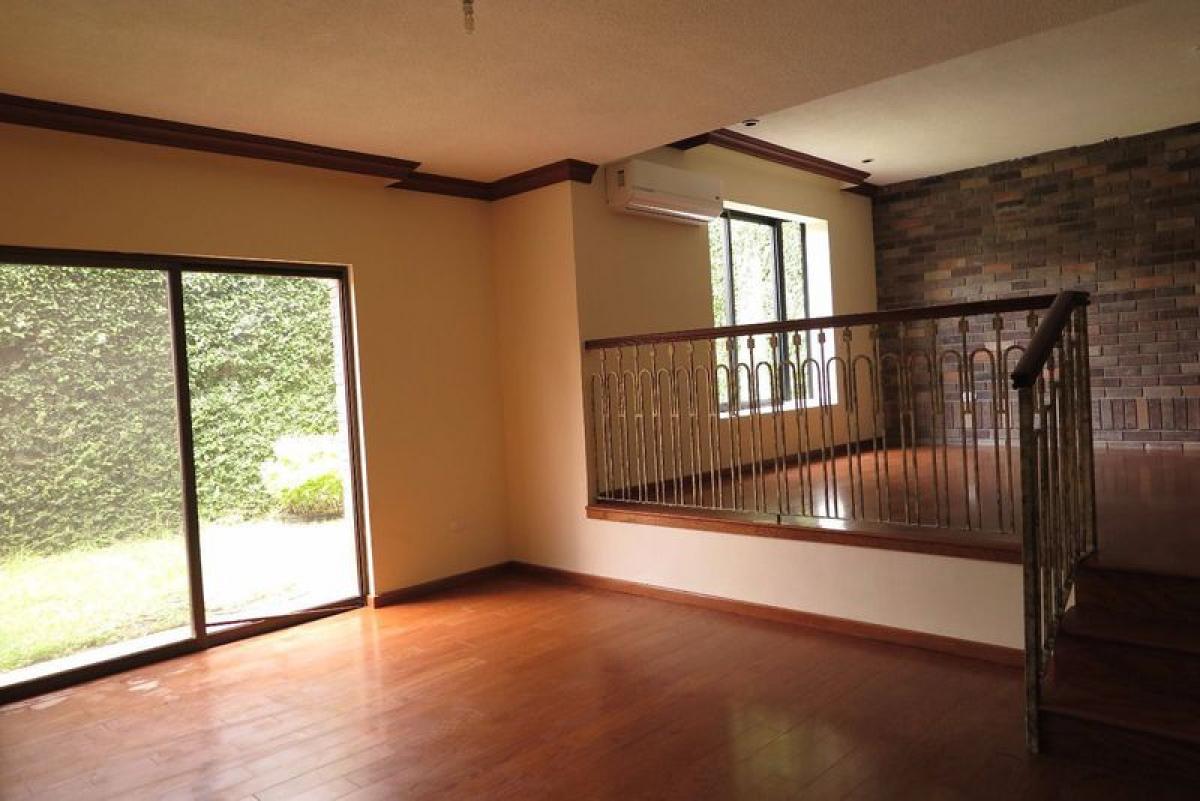 3 bedrooms House in Nuevo Leon, Mexico No. 177780