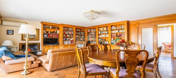 Apartamento de 4 dormitorios en Majadahonda, Spain No. 161080 4