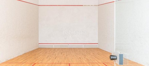 Apartamento de 4 dormitorios en Majadahonda, Spain No. 161080 30