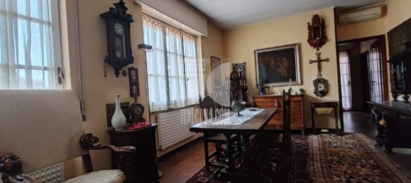 2 bedrooms Penthouse in Treviglio, Italy No. 314637 6