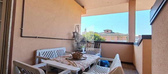 2 bedrooms Penthouse in Treviglio, Italy No. 314637 2