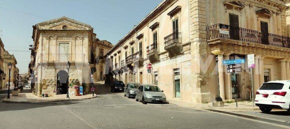 5 rooms Building in Scicli, Italy No. 195867 2