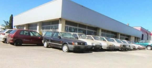 1239m² Warehouse in Magione, Italy No. 51636 3