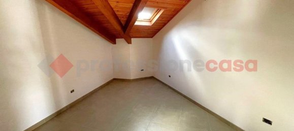 3-Zimmer Wohnung in Siano, Italy, Nr. 145077 8