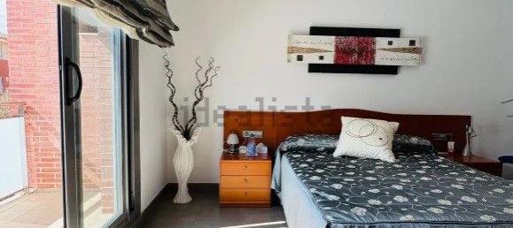 5 bedrooms Townhouse in L'Hospitalet de Llobregat, Spain No. 171836 3