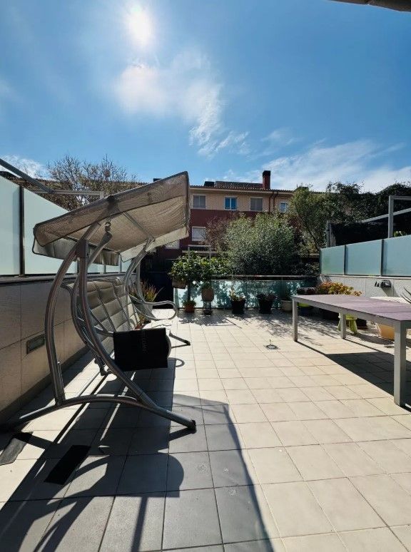 5 bedrooms Townhouse in L'Hospitalet de Llobregat, Spain No. 171836