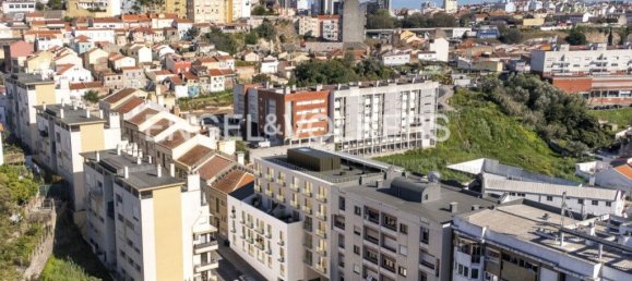 2 bedrooms Apartment in Lisbon, Portugal No. 100548 16