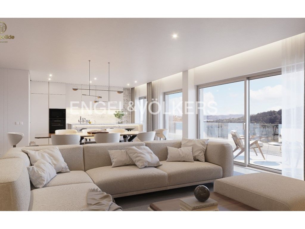 2 bedrooms Apartment in Lisbon, Portugal No. 100548