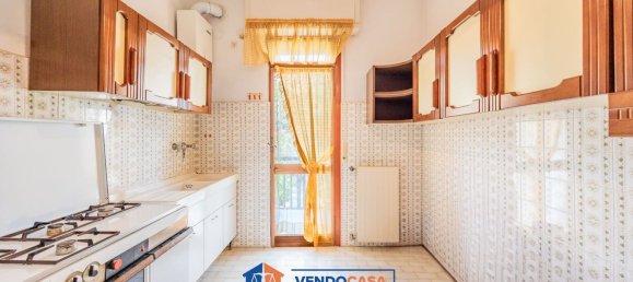 4 rooms Apartment in Varazze, Italy No. 261290 32