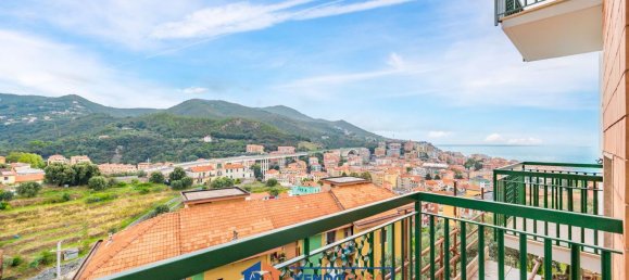 4 rooms Apartment in Varazze, Italy No. 261290 9