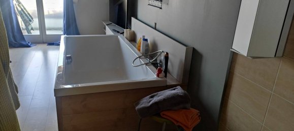 Apartamento de 4 habitaciónes en Alessandria, Italy No. 49568 12