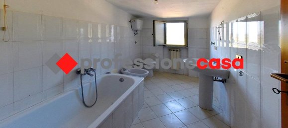 Apartamento de 2 dormitorios en Alife, Italy No. 198632 8
