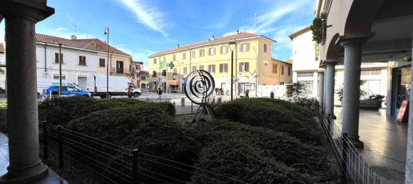 1 room Office in Vanzago, Italy No. 110775 17