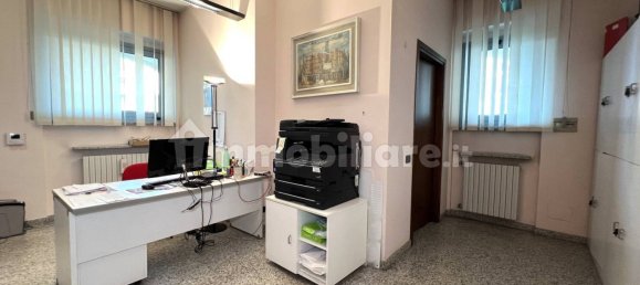 1 room Office in Vanzago, Italy No. 110775 4