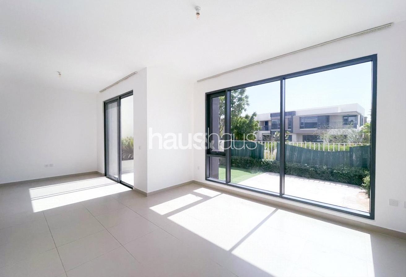 4 غرف نوم تاون هاوس في دبي هيلز استيت, UAE رقم 100198