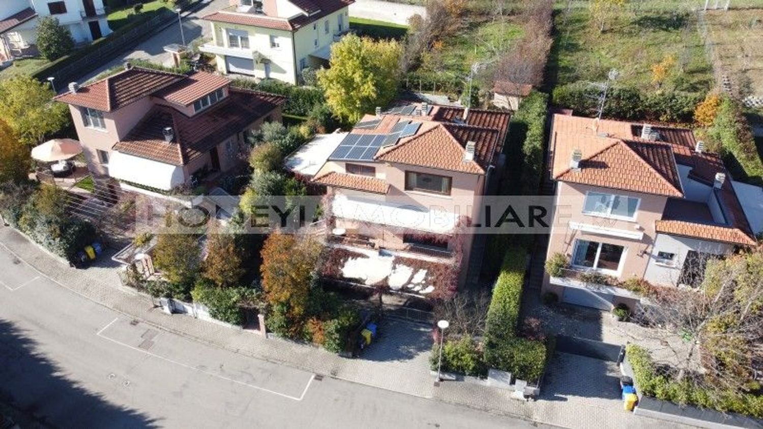 8 rooms Villa in Salsomaggiore Terme, Italy No. 140660