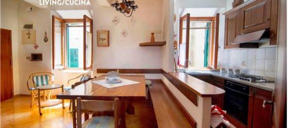 2 bedrooms House in Roccastrada, Italy No. 290224 10