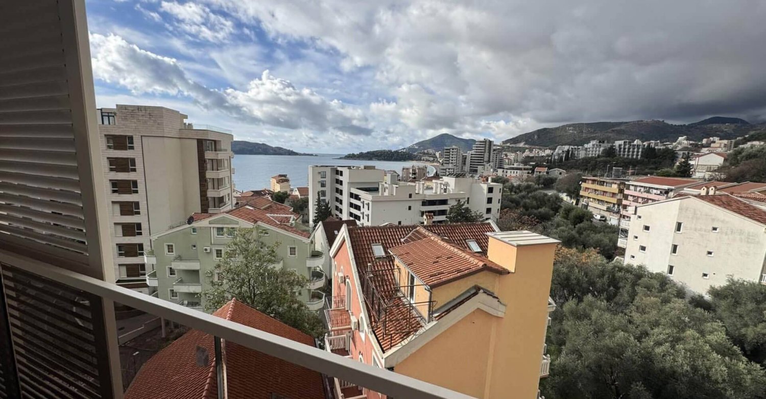 1 bedroom Apartment in Budva, Montenegro No. 344