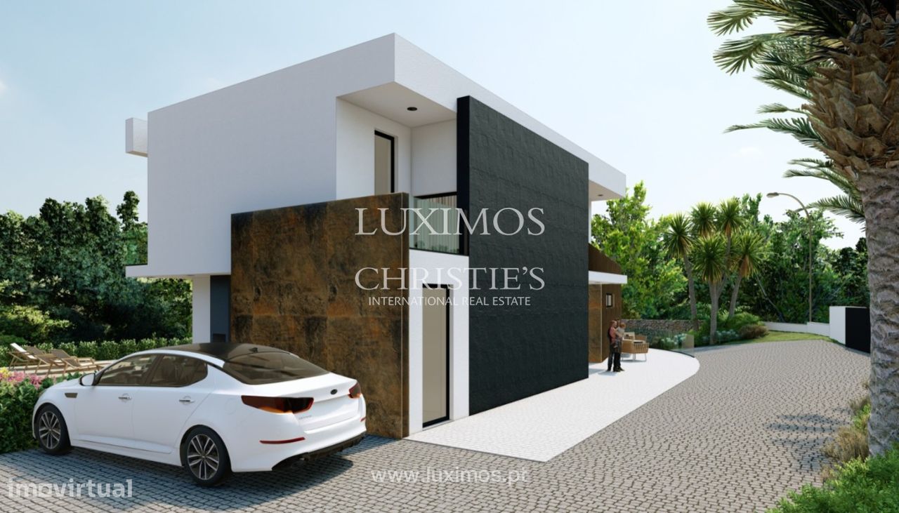 888m² Land in Faro, Portugal No. 126924