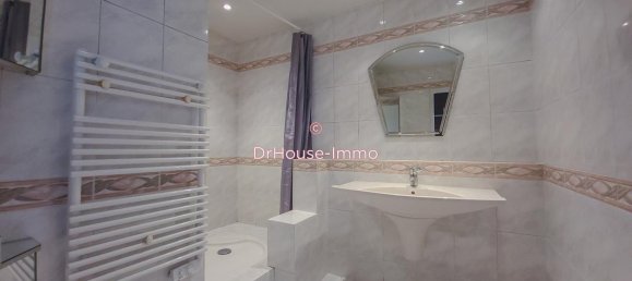 3 bedrooms Apartment in Fontenay-le-Fleury, France No. 176912 8