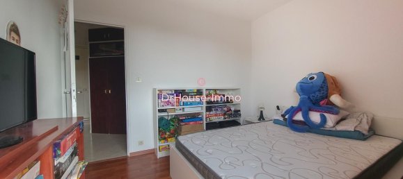 3 bedrooms Apartment in Fontenay-le-Fleury, France No. 176912 10