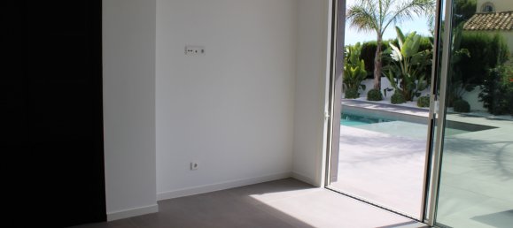 Villa de 5 dormitorios en Teulada, Spain No. 15047 13