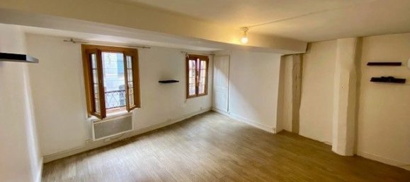 Studio in Rouen, France, Nr. 333529 2
