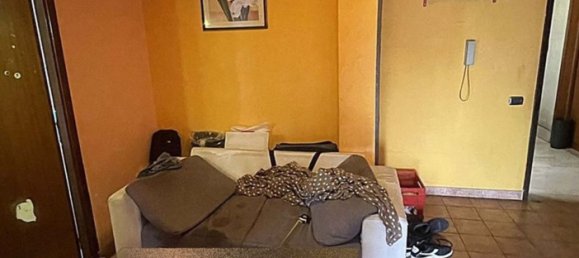 3 rooms Apartment in Rome, Italy No. 133823 2