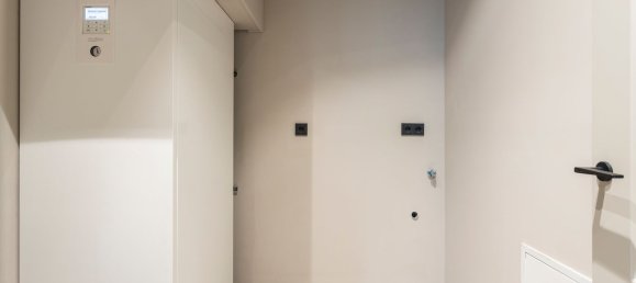 2 bedrooms Apartment in Ciutat Vella, Spain No. 103334 47