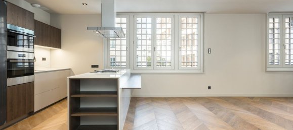 2 bedrooms Apartment in Ciutat Vella, Spain No. 103334 19