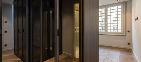 2 bedrooms Apartment in Ciutat Vella, Spain No. 103334 25