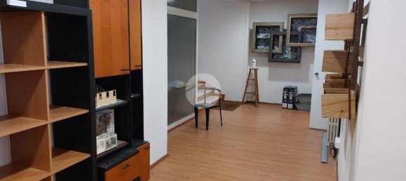 88m² Warehouse in Turin, Italy No. 320992 20