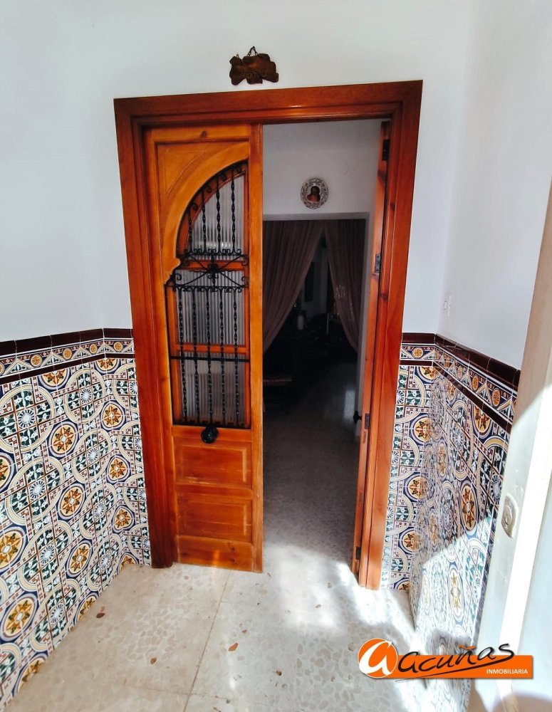 5 bedrooms Townhouse in Palenciana, Spain No. 83856