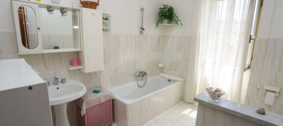 4 rooms Villa in Calvi, Italy No. 17936 9