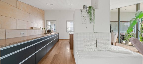 8غرفة بناية في Ravensburg, Germany رقم 71453 25