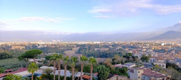 3 bedrooms Apartment in Naples, Italy No. 91677 16