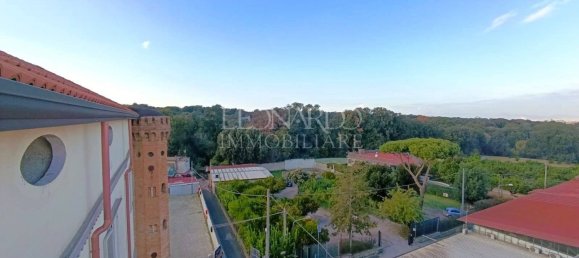 3 bedrooms Apartment in Naples, Italy No. 91677 5