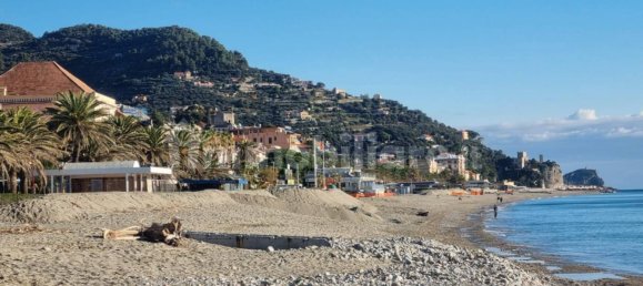 Apartamento T2 em Finale Ligure, Italy N.º 53807 17