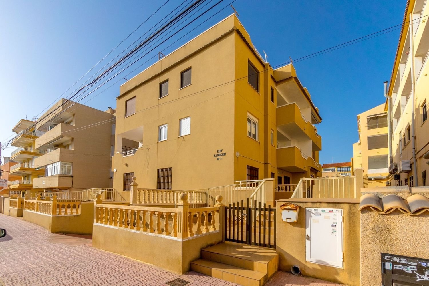 3 bedrooms Apartment in Torrevieja, Spain No. 45054