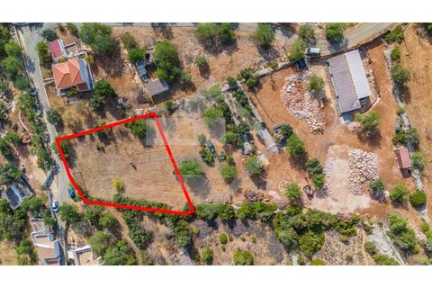 Земельный участок в Лоле, Португалия № 351416