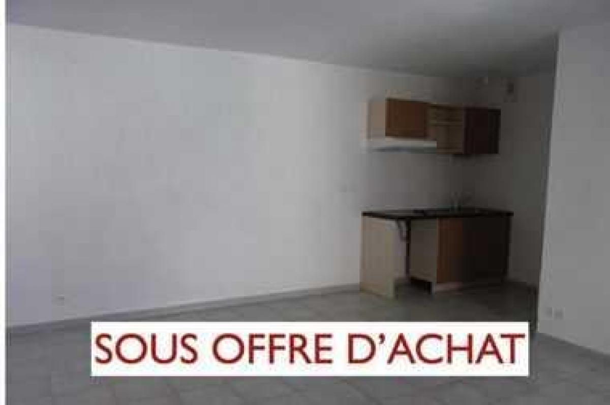 2 bedrooms Condo in Albi, France No. 35166
