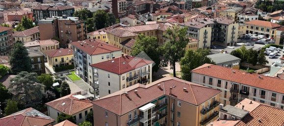 2 bedrooms Apartment in Verona, Italy No. 347420 2