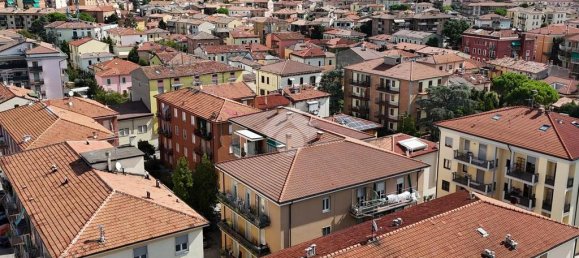 2 bedrooms Apartment in Verona, Italy No. 347420 18