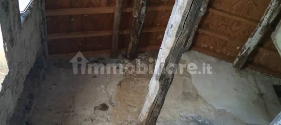 4 rooms House in Marliana, Italy No. 352835 8
