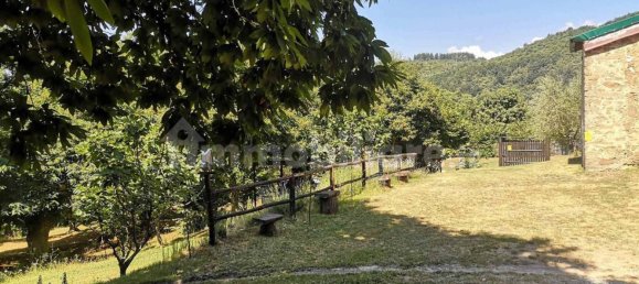 4 rooms House in Marliana, Italy No. 352835 9